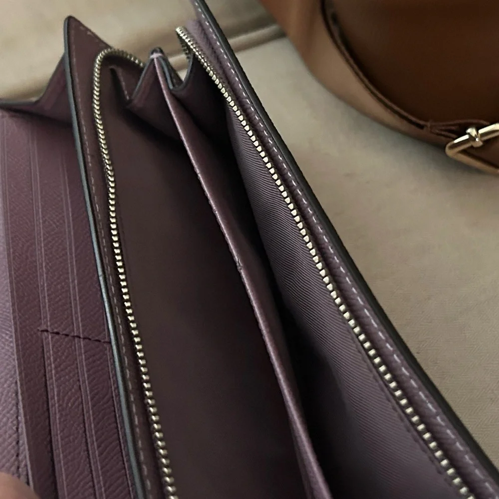 EUC COACH Women’s Crossgrain Slim Envelope Wallet Rich Purple Plum Silver HW - Picture 5 of 8